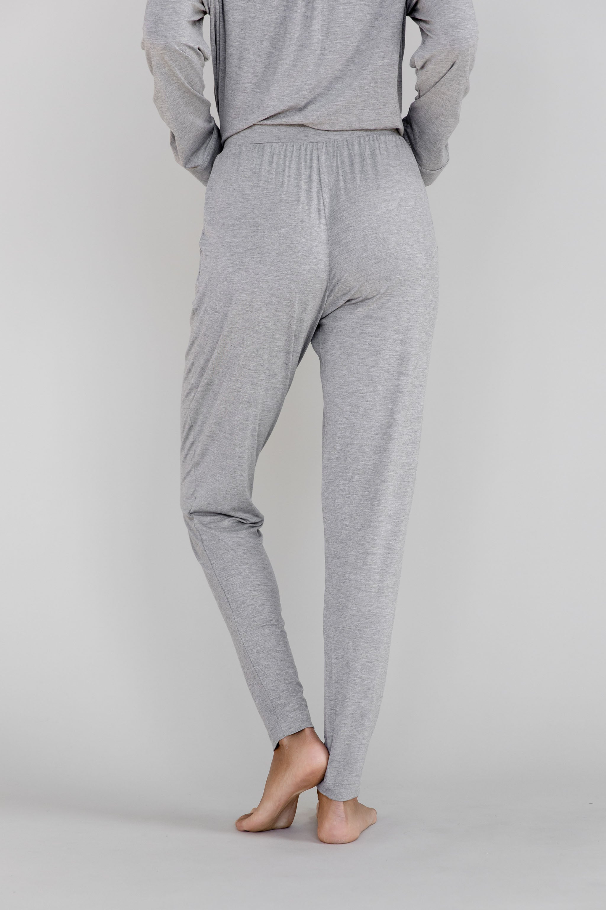 Women's Bamboo Stretch-Knit Tapered Pant