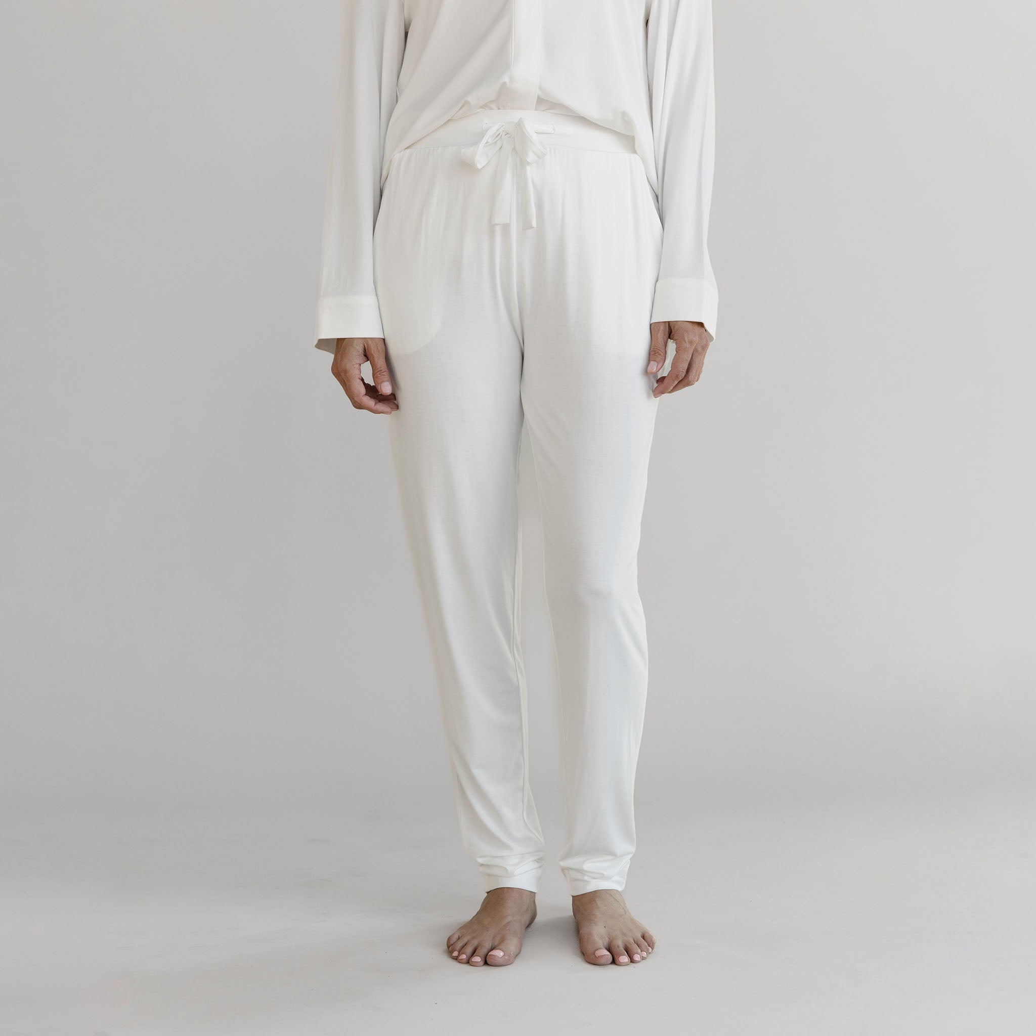 Women's Bamboo Stretch-Knit Tapered Pant